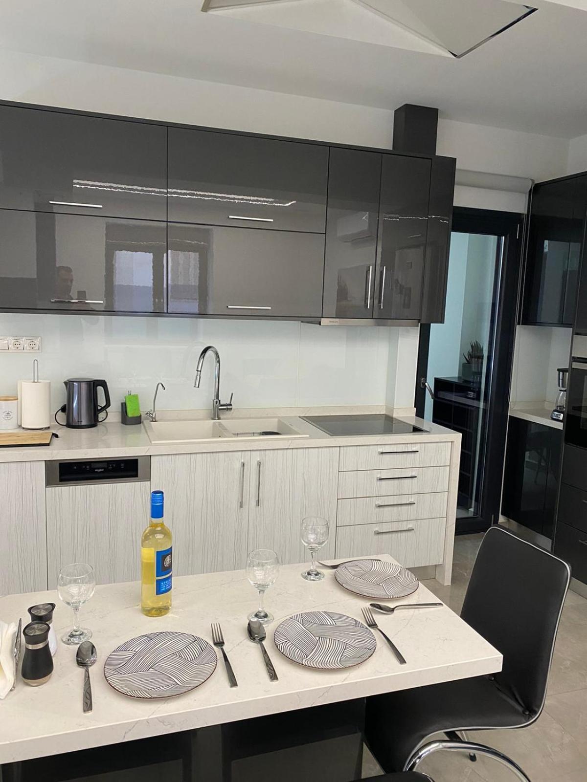 Вілла Ivory Style Maisonette Near Downtown Heraklion  Екстер'єр фото